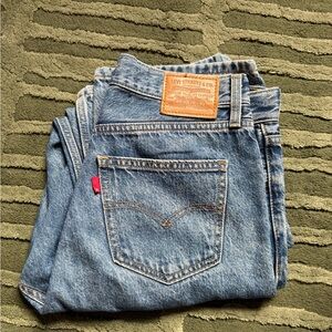 Levi's Loose Straight Jeans Size 26